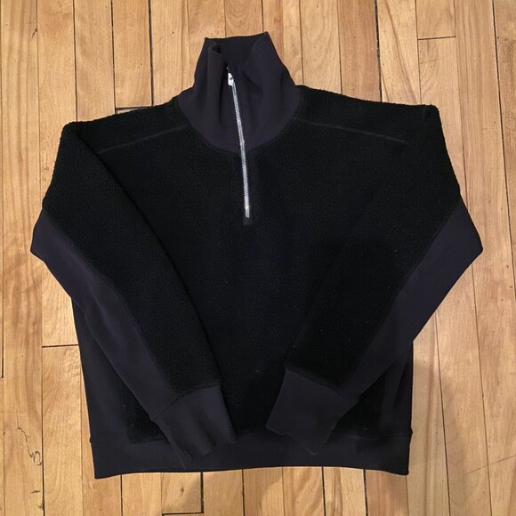 Lululemon Stand Out Sherpa 1/2 zip - Picture 1 of 5